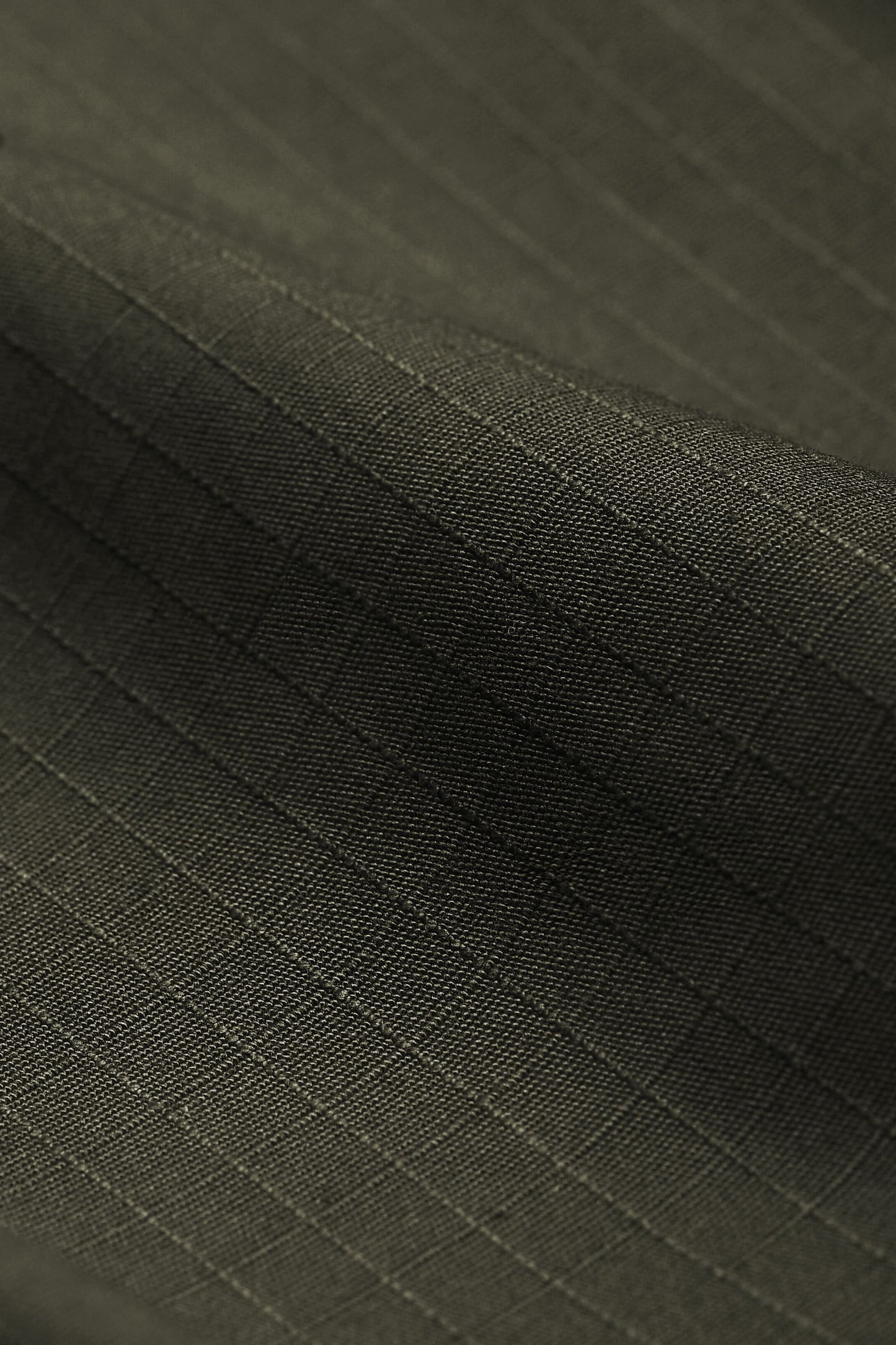 Bermuda cargo ripstop verde militare