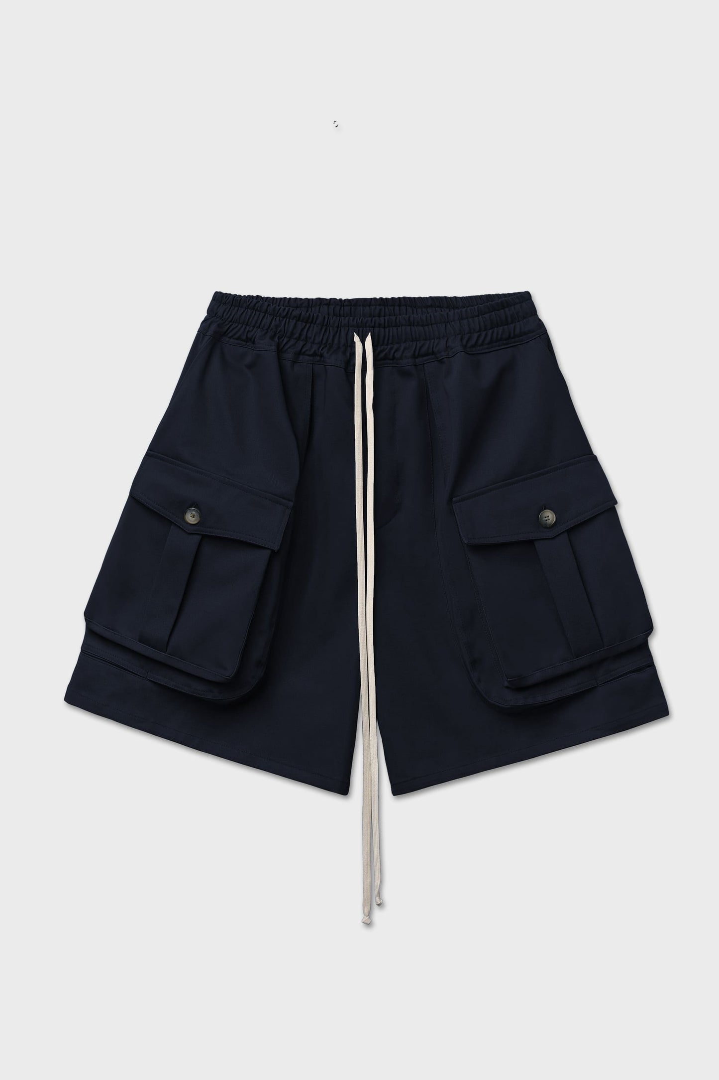 Bermuda con tascone blu